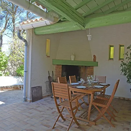 Villa Lush In With Swimming Pool, Cleaning Included Beaucaire (Gard)